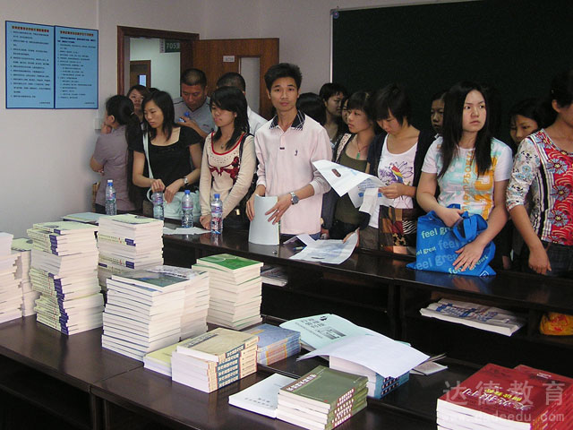 ��ݸ����Կ������������˵����