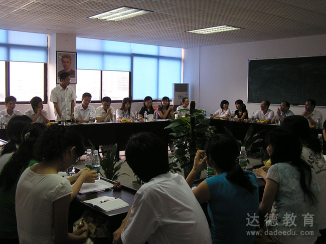 ����У֮�佻�����ۻ�